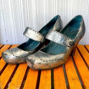 Nicole Silvery-Blue Mary Jane Heels with Brogue Details